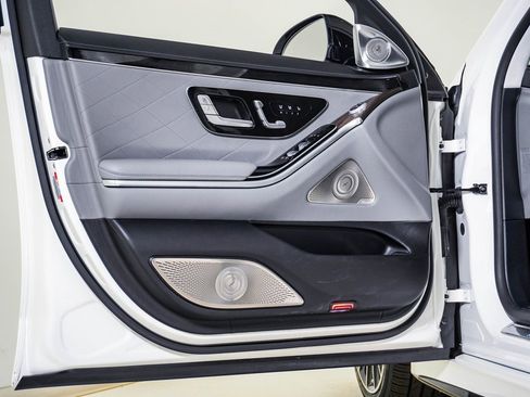 Used 2022 Mercedes-Benz S 580 4MATIC Sedan image 27