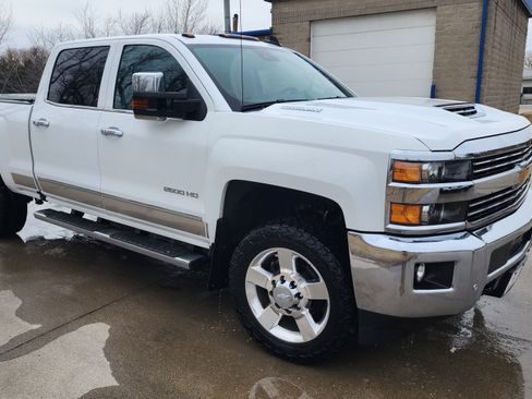 Used 2018 Chevrolet Silverado 2500 LTZ w/ Duramax Plus Package image 3