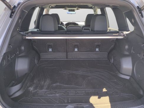 Used 2025 Subaru Forester Touring image 19