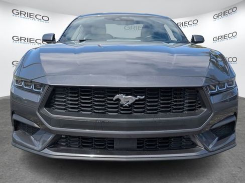 Used 2024 Ford Mustang Premium image 2