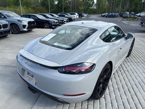 Used 2025 Porsche 718 Cayman S image 5