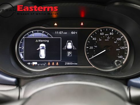 Used 2025 Nissan Versa SV FWD image 17