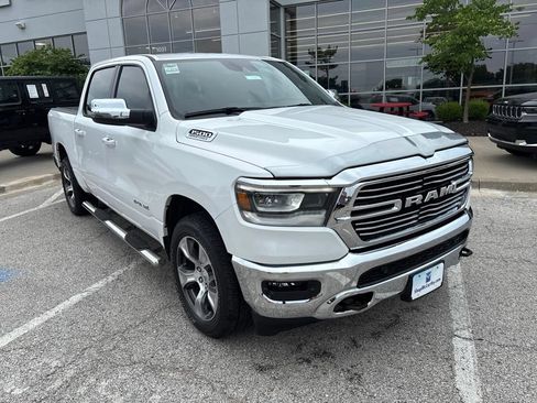 Used 2023 RAM 1500 Laramie AWD/4WD image 7