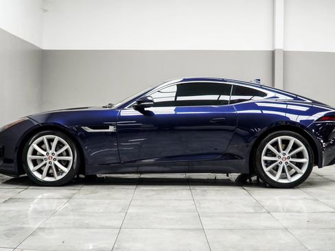 Used 2018 Jaguar F-TYPE Coupe image 9