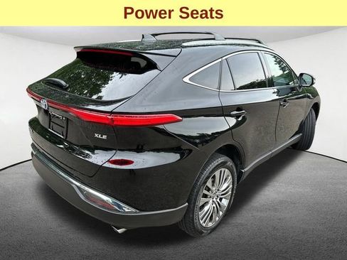 Used 2023 Toyota Venza XLE AWD/4WD image 10