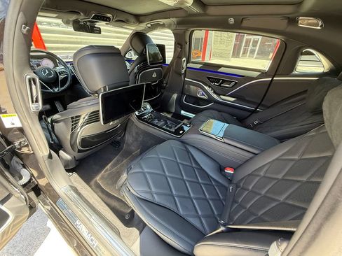 Used 2024 Mercedes-Benz Maybach S 680 4MATIC image 23