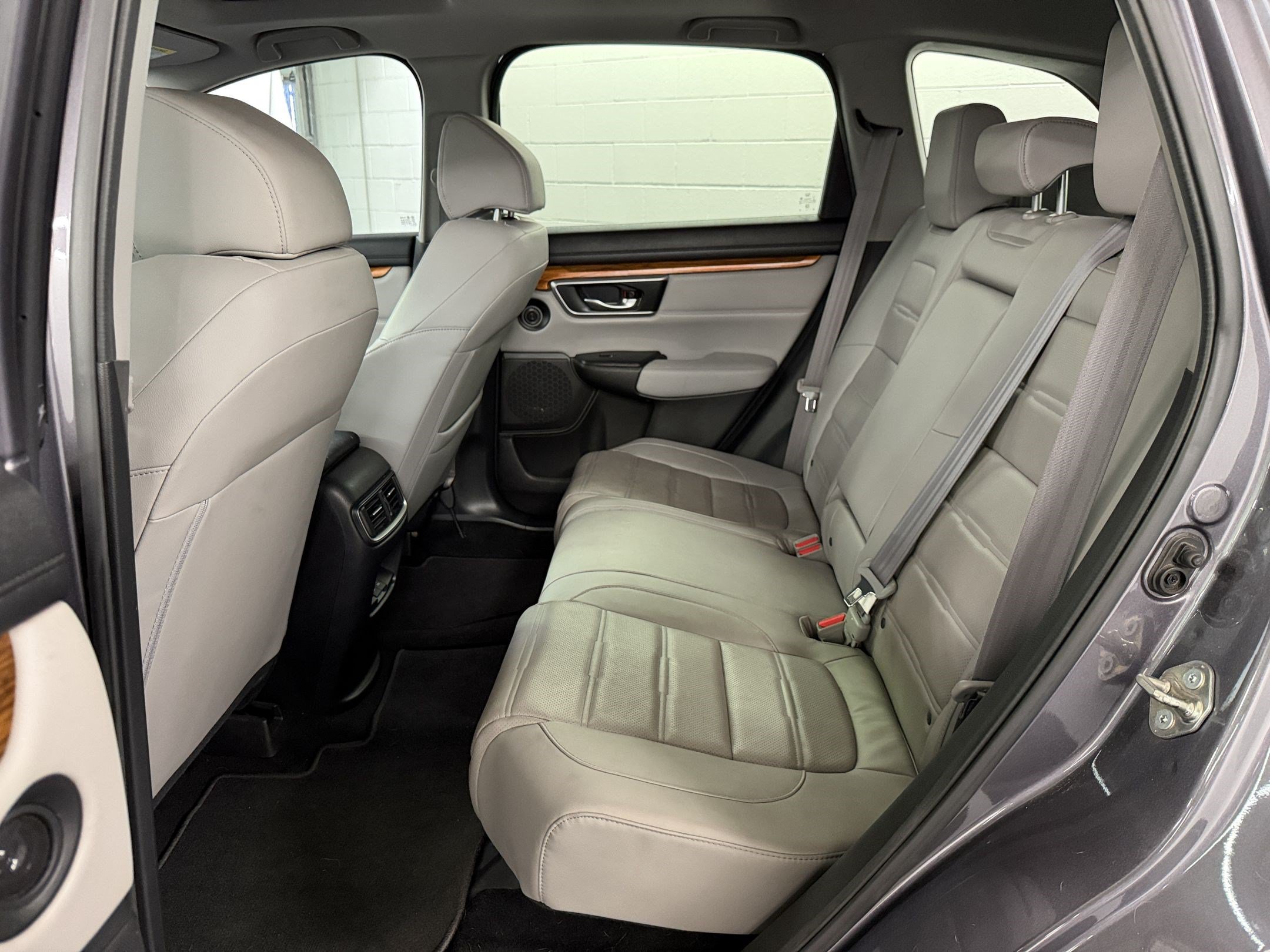 Used 2018 Honda CR-V Touring image 23
