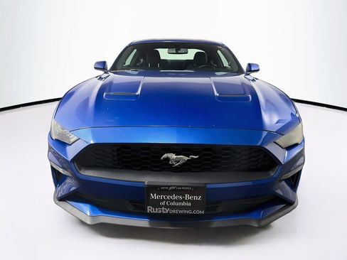 Used 2018 Ford Mustang Coupe RWD image 2