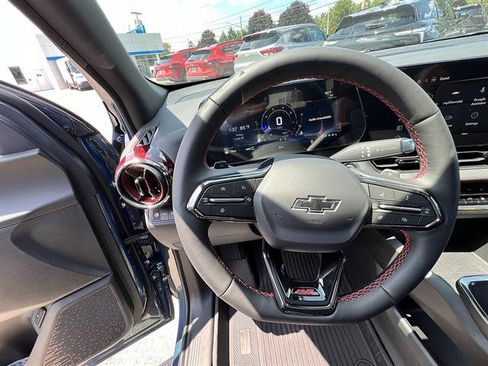 New 2027 Chevrolet Equinox RS AWD/4WD image 13