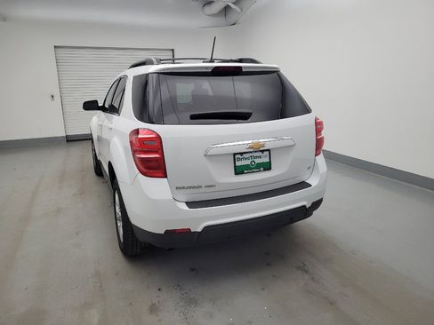 Used 2017 Chevrolet Equinox LT w/ Convenience Package AWD/4WD image 6