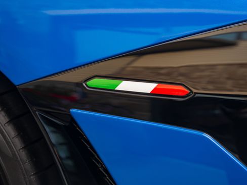 Used 2021 Lamborghini Aventador SVJ AWD/4WD image 51