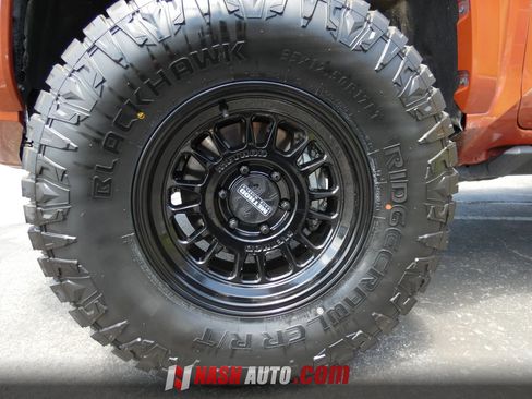 Used 2025 Toyota Tacoma TRD Sport w/ TRD Sport Premium Package AWD/4WD image 21