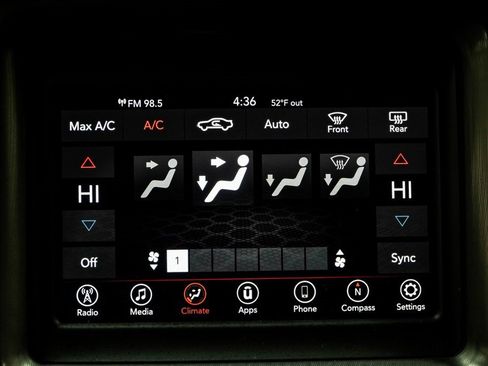 Used 2022 Dodge Challenger R/T image 25