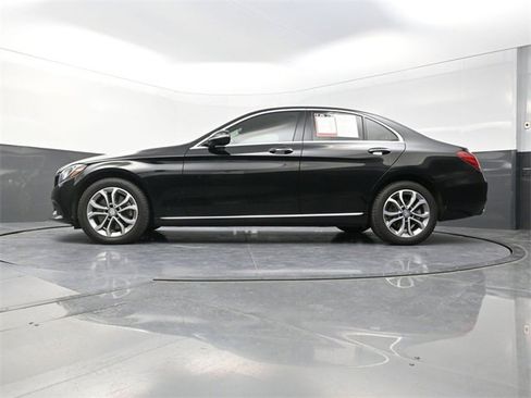 Used 2017 Mercedes-Benz C 300 4MATIC Sedan image 30