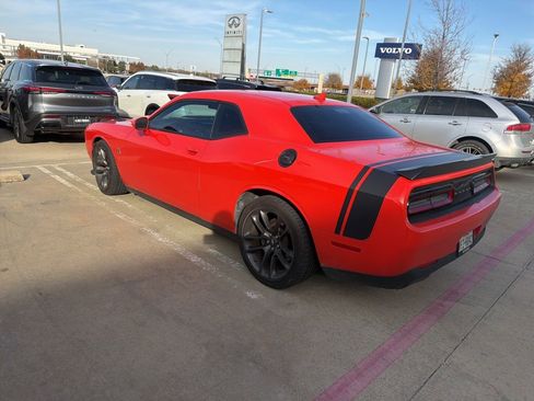 Used 2023 Dodge Challenger R/T Scat Pack w/ Plus Package image 11
