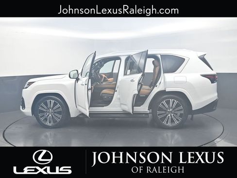 New 2026 Lexus LX 700h Luxury image 27