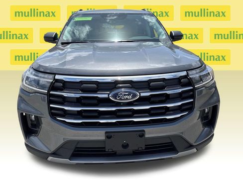 New 2026 Ford Explorer Active w/ Active Comfort Package RWD image 12