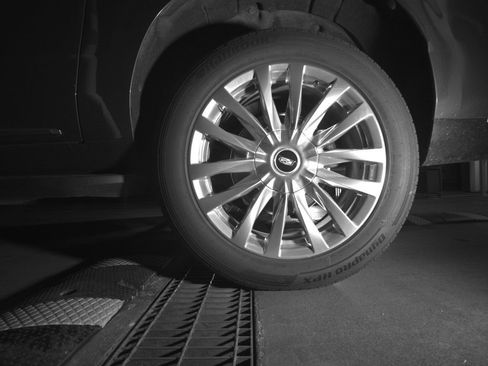 Used 2021 Cadillac Escalade ESV Premium Luxury w/ Driver Assist Tech Package image 8