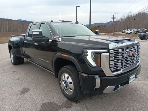 New 2026 GMC Sierra 3500 Denali w/ Denali Reserve Package AWD/4WD image 31