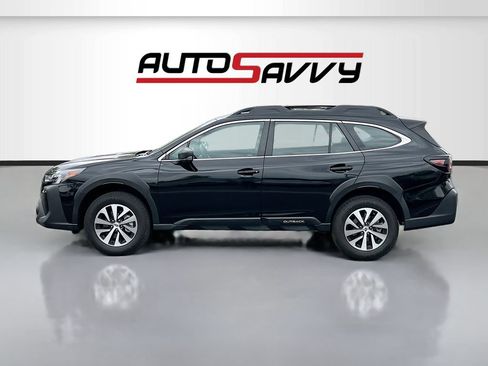 Used 2023 Subaru Outback AWD/4WD image 4
