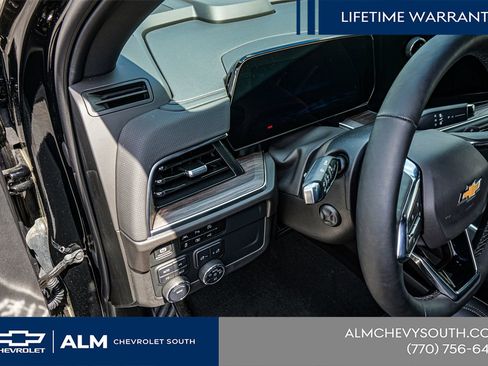 New 2025 Chevrolet Suburban Premier AWD/4WD image 37