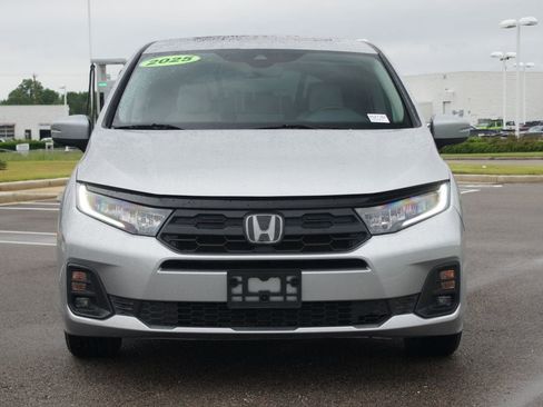 Used 2025 Honda Odyssey EX-L image 25