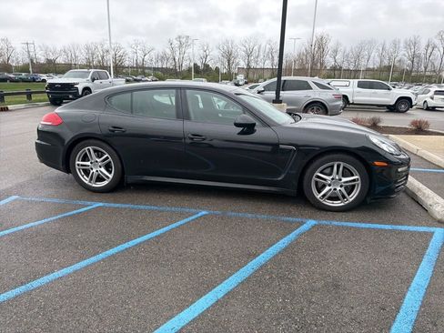 Used 2015 Porsche Panamera image 9