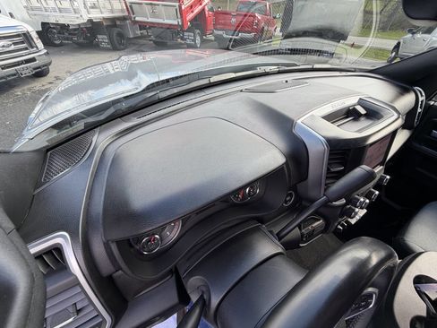 Used 2024 RAM 2500 Big Horn AWD/4WD image 22