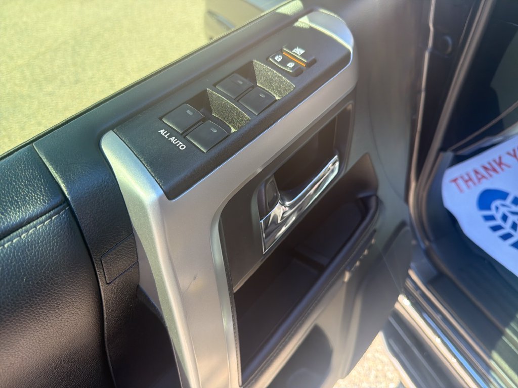 Used 2023 Toyota 4Runner Limited AWD/4WD image 11