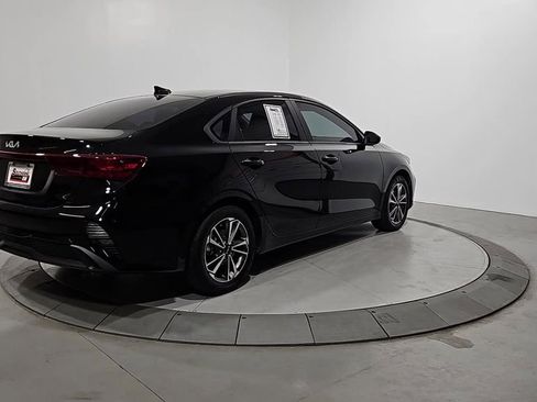 Used 2022 Kia Forte LXS image 5