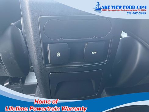 Used 2022 Ford Explorer XLT w/ Equipment Group 202A AWD/4WD image 40