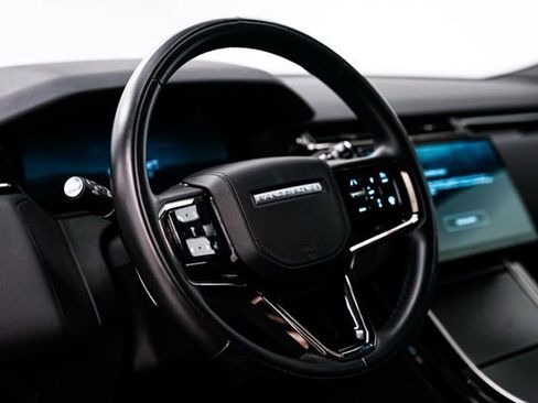 Used 2025 Land Rover Range Rover Velar Dynamic SE image 11