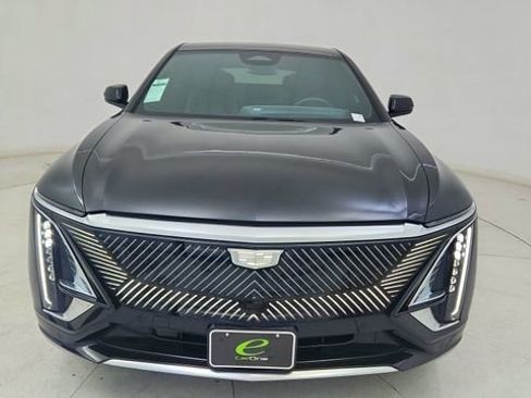 Used 2024 Cadillac Lyriq Tech image 12