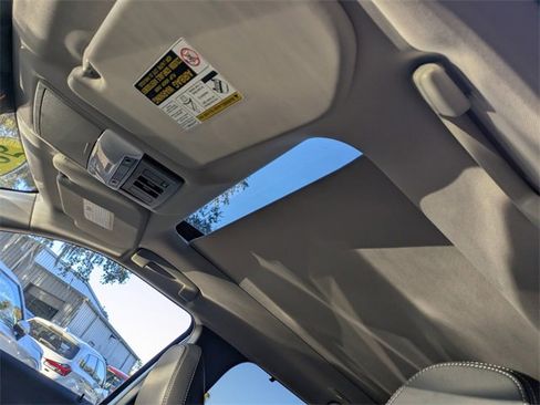 New 2025 Mitsubishi Outlander SEL image 23