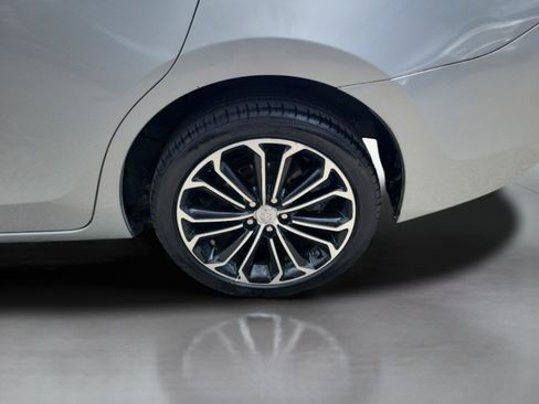 Used 2016 Toyota Corolla S FWD image 31