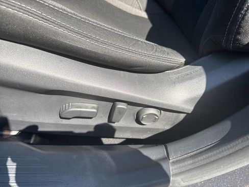 Used 2020 Subaru Outback Premium AWD/4WD image 11