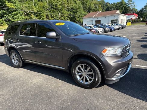 Used 2017 Dodge Durango SXT w/ Quick Order Package 23B AWD/4WD image 7