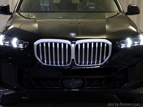 New 2026 BMW X5 xDrive50e w/ M Sport Package image 6
