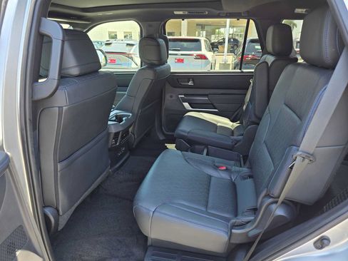 Certified 2024 Toyota Sequoia Platinum AWD/4WD image 17