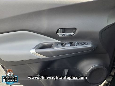Used 2023 Nissan Kicks SR w/ SR Premium Package FWD image 28