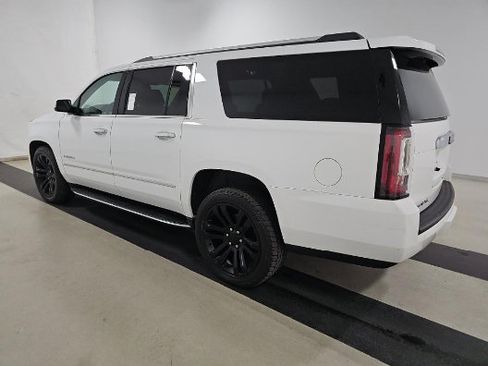 Used 2020 GMC Yukon XL Denali w/ Open Road Package AWD/4WD image 6