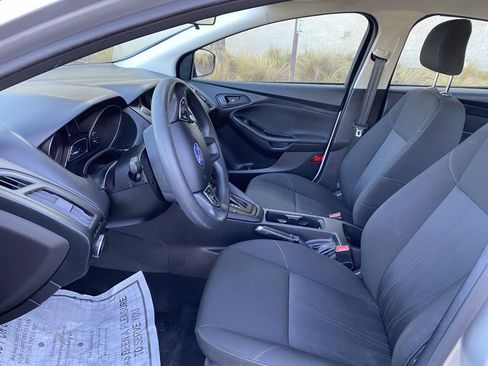 Used 2015 Ford Focus S FWD image 9