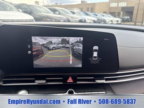 Used 2023 Hyundai Elantra Limited w/ Cargo Package FWD image 23