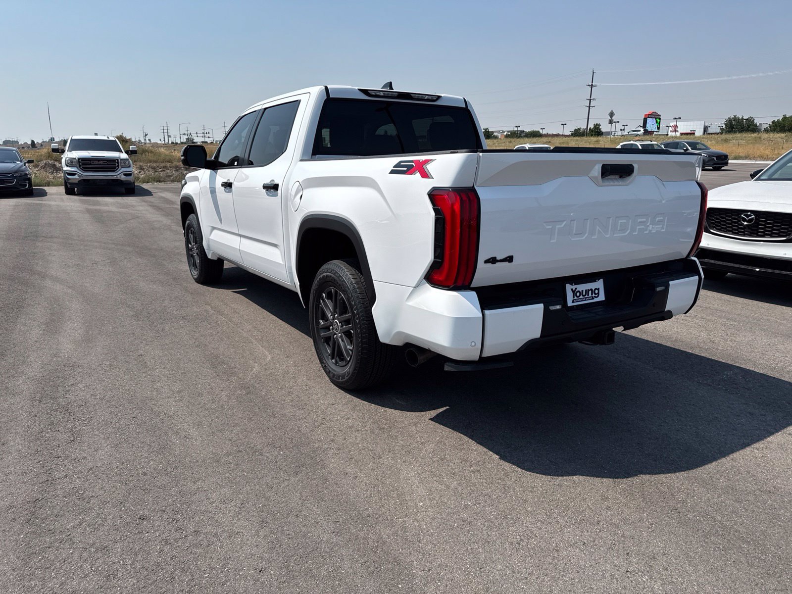 Used 2024 Toyota Tundra SR5 w/ SR5 Convenience Package AWD/4WD image 5