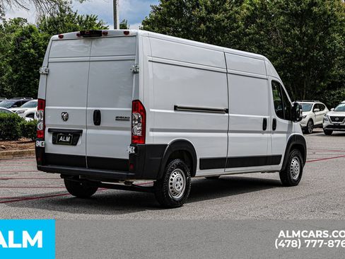 Used 2025 RAM ProMaster 2500 w/ Convenience Group FWD image 5
