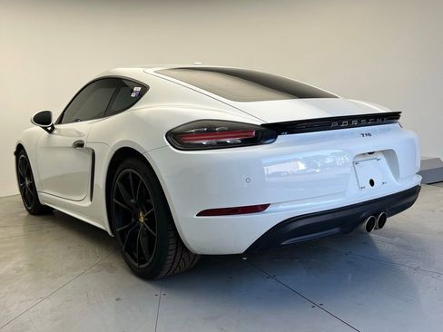 Certified 2018 Porsche 718 Cayman S image 3