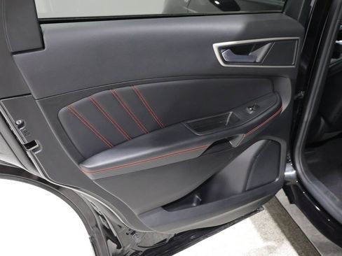 Used 2024 Ford Edge ST-Line AWD/4WD image 18