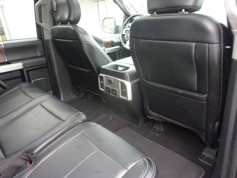 Used 2019 Ford F150 Lariat AWD/4WD image 16
