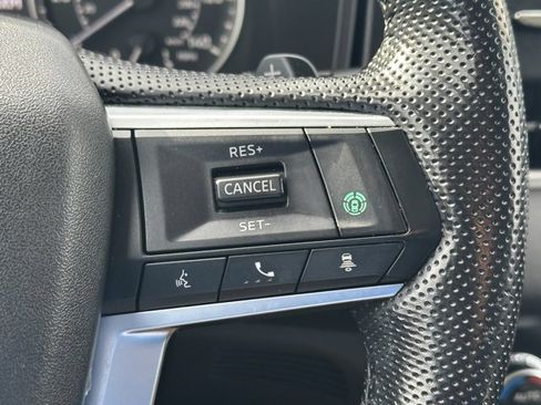 Used 2022 Mitsubishi Outlander SE image 39