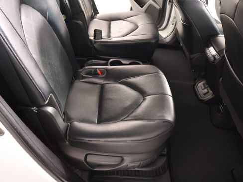 Used 2023 Toyota Highlander Platinum FWD image 15